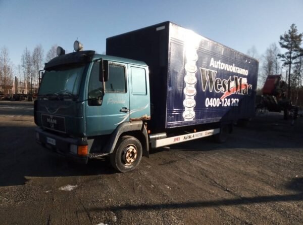 man-kevytkuorma-auto6032e19d.jpg MAN Kevytkuorma Othervans — Machinery Depot Pro