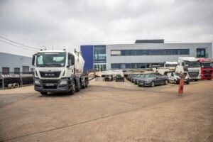 2017 MAN TGS 32.360+PUTZMEISTER8M³+BAND/BELT/TAPIS Trucks — Machinery Depot Pro