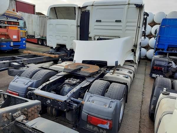 man-tgx-18-4009052df81-3.jpg 2008 MAN TGX 18.400 Tractortrucksmain — Machinery Depot Pro