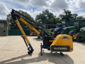 mcconnel-pa6585cc6eb7bf.jpg 2018 McConnel PA6585 Hedgecutters — Machinery Depot Pro