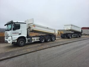 mercedes-benz-arocs-8x4-slp-tief1a3229.jpg 2015 Mercedes-Benz Arocs 8x4 SLP Tipper Trucks — Machinery Depot Pro