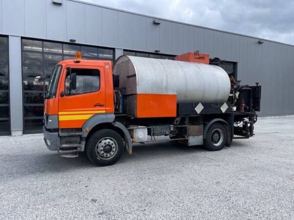 2001 Mercedes-Benz Atego 1823 Bitumensprayers â€” Machinery Depot Pro