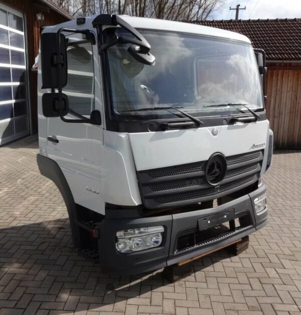 2020 Mercedes-Benz ATEGO Cargocabins — Machinery Depot Pro