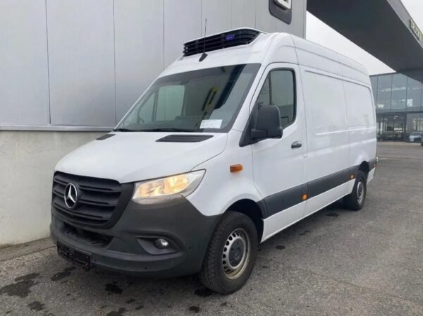 mercedes-benz-sprinter-317-c8892304a-1.jpg 2022 Mercedes-Benz Sprinter 317 CDI Temperaturevans — Machinery Depot Pro