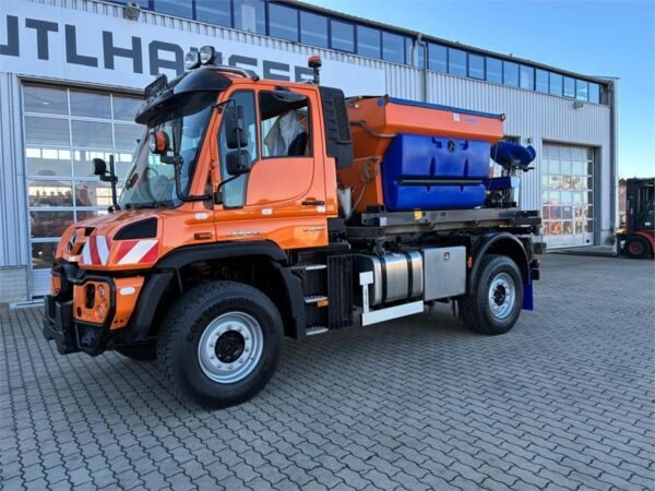 2015 Mercedes-Benz Unimog U 530 mit Trucks — Machinery Depot Pro