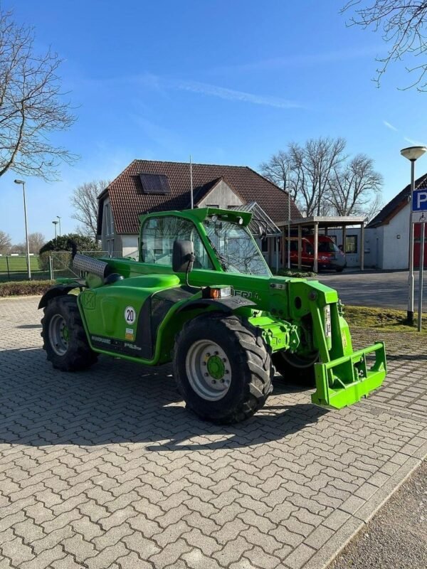 merlo-32-6-top04683e5c-1.jpg 2005 Merlo 32.6 Top Agri Telehandlers — Machinery Depot Pro