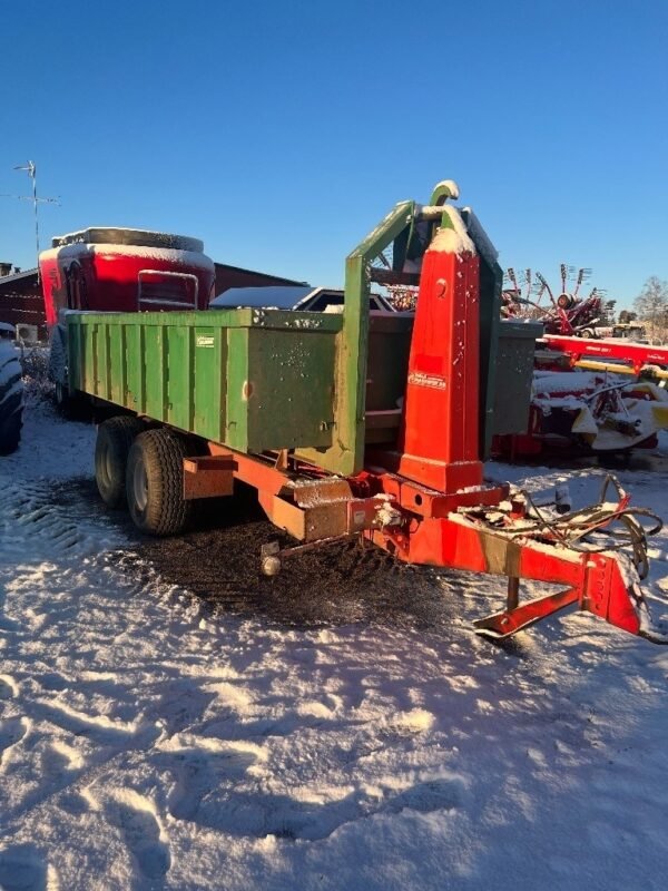 more-t-145e45a9b5a.jpg Möre T-145 Semidemountabletrailers — Machinery Depot Pro