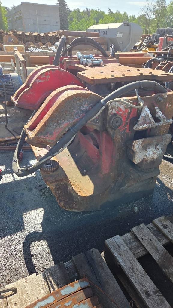 movax-50-808d2fd380.jpg 2002 Movax 50 80 Vibratorypiledrivers — Machinery Depot Pro