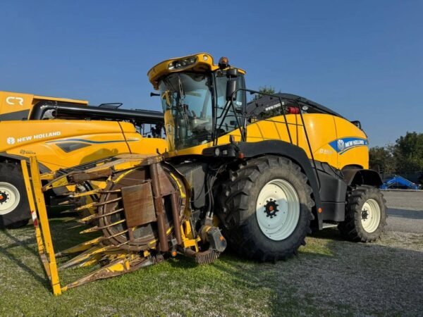2015 New Holland FR 600 Selfpropelledforagers — Machinery Depot Pro