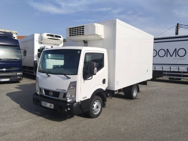 nissan-cabstar-nt-400b2ecabf6.jpg 2016 Nissan CABSTAR NT 400 Temperaturevans — Machinery Depot Pro