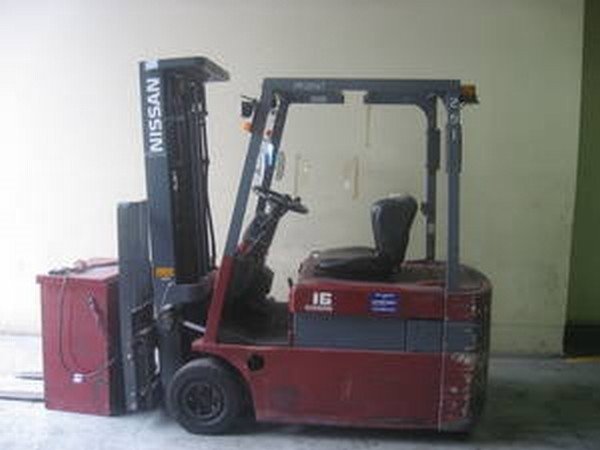 2000 Nissan GN01 Electric Forklift Trucks â€” Machinery Depot Pro