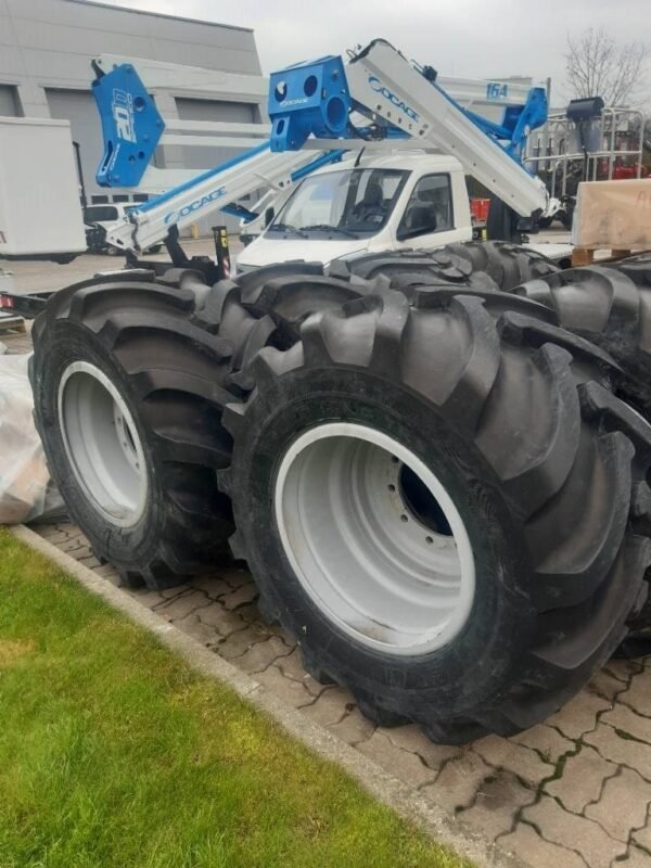 nokian-600-50-24-5b1618dcd.jpg 2023 Nokian 600/50-24 5 Forestry Tyres — Machinery Depot Pro