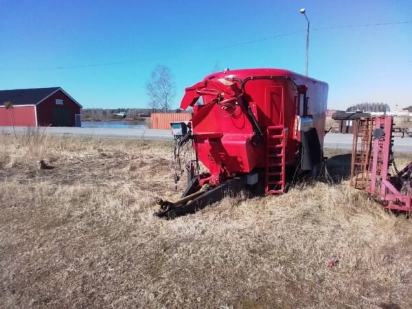 2019 Peecon Future Mixerfeeders — Machinery Depot Pro