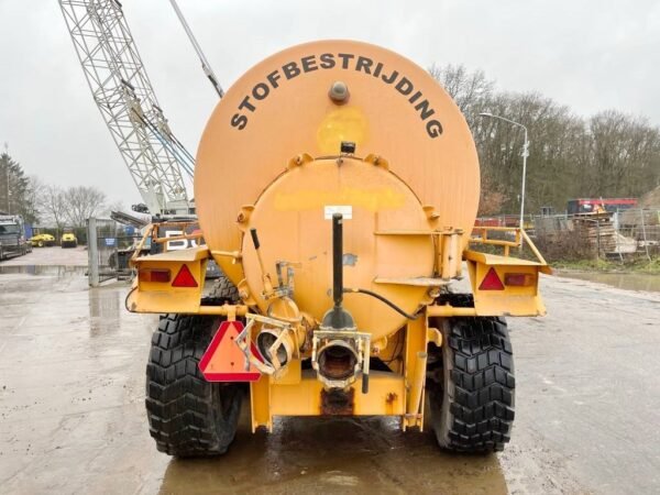 Peecon Stofbestrijder - Trailers â€” Machinery Depot Pro