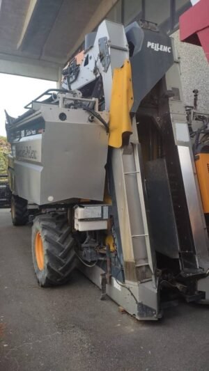 2013 Pellenc 8090 Winegrapeharvestingmachines â€” Machinery Depot Pro