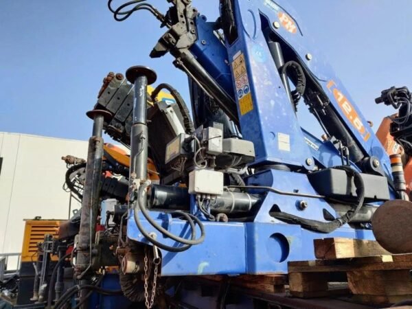 pm-autolaadkraan-crane-remotc1d62b82-2.jpg 2007 PM autolaadkraan / Loader Cranes — Machinery Depot Pro