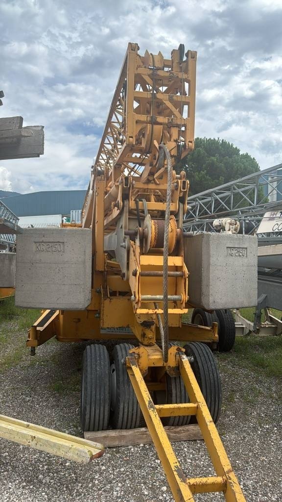 2006 Potain HD 40 A Self Erecting Cranes â€” Machinery Depot Pro