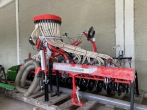 2023 Pöttinger AEROSEM 4002 FDD Precisionsowing — Machinery Depot Pro