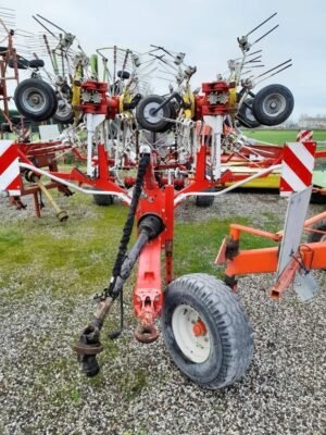 2014 Pöttinger hit 12.14t Rakes â€” Machinery Depot Pro