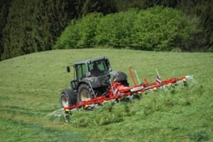 pottinger-hit-8-91-hovandare9a6a1165.jpg 2025 Pöttinger Hit 8.91 Rakes — Machinery Depot Pro