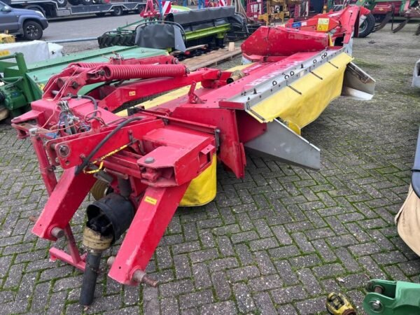 pottinger-novacat-300h8a72ab25.jpg Pöttinger Novacat 300H Moverconditioners — Machinery Depot Pro