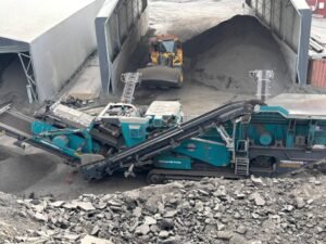 2022 PowerScreen Trakpactor 320 SR Drilling Rigs — Machinery Depot Pro