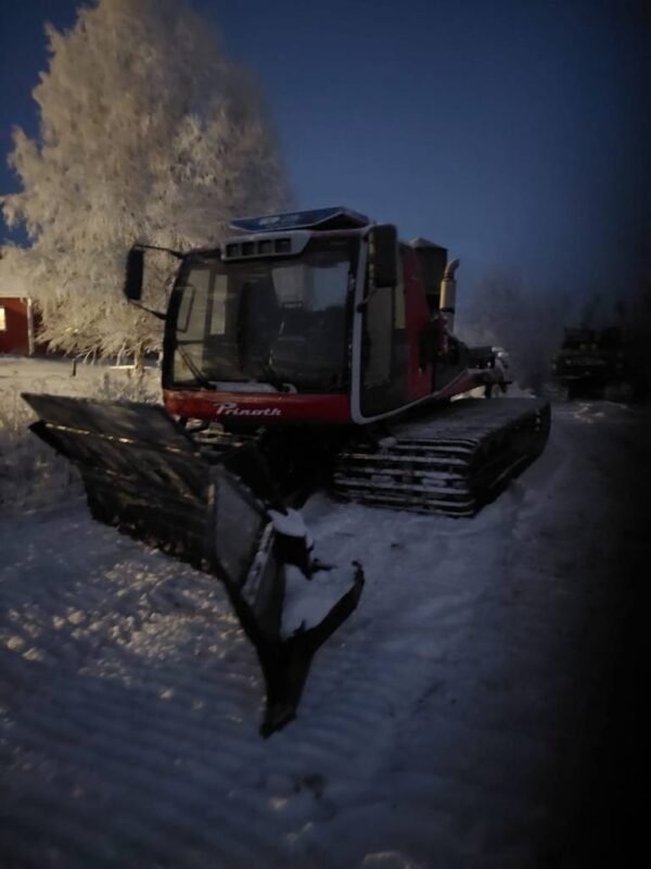 prinoth-everestcf3f4e44.jpg 2002 Prinoth Everest Snowgroomers — Machinery Depot Pro