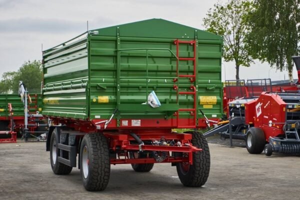 pronar-pt-612-12-tones-tippingae0ed73f.jpg 2023 Pronar PT 612 / 12 Agri Tipper Trailers — Machinery Depot Pro