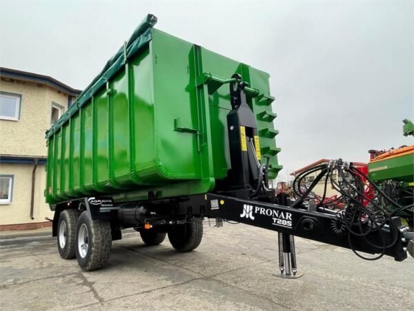 Pronar T285 + Agrihooklifttrailers â€” Machinery Depot Pro