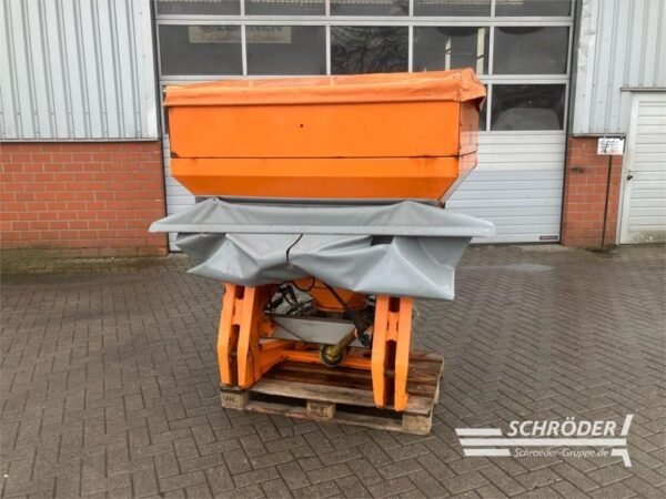 rauch-axeo-18-1-salzstreuerb8e6aa93-1.jpg Rauch AXEO 18.1 Sandspreaders — Machinery Depot Pro