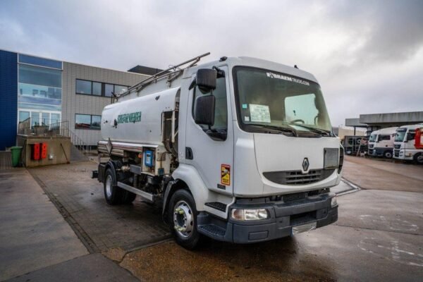 renault-220-dci-citerne-aluc49e0a77-2.jpg 2006 Renault 220 DCI Trucks — Machinery Depot Pro