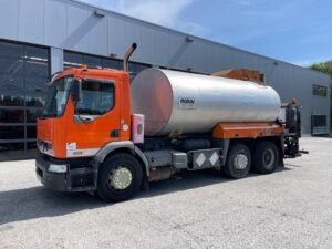 2003 Renault 320 DCI Bitumensprayers â€” Machinery Depot Pro