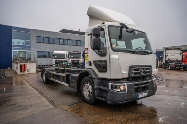 renault-d19-wide-320-dxi-dho4242fa4c-2.jpg 2018 Renault D19 Trucks — Machinery Depot Pro