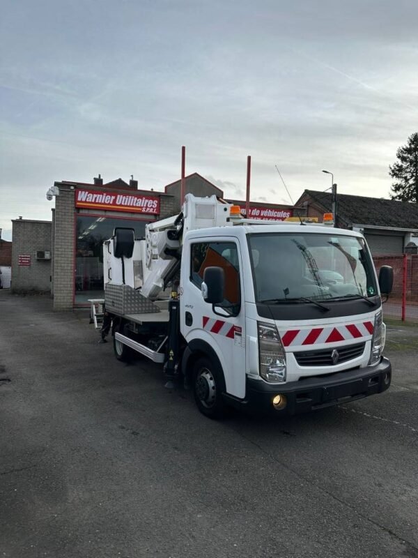 renault-maxity3a77b564.jpg 2017 Renault Maxity Truck Platforms — Machinery Depot Pro