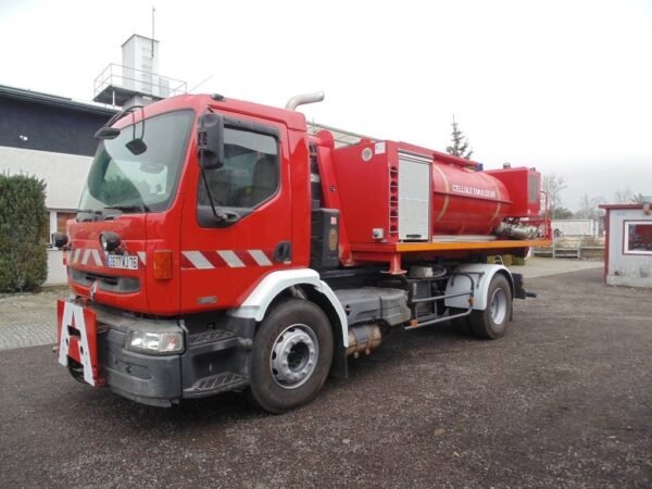 renault-premium-pozarniczy4f54ea16.jpg 2003 Renault Premium Firetrucks — Machinery Depot Pro