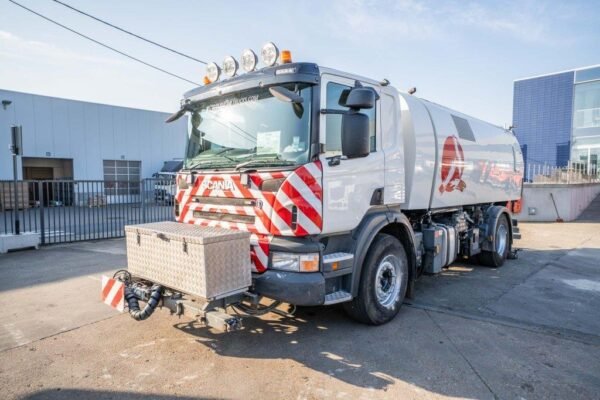 2008 Scania P280 - Sweeper Trucks — Machinery Depot Pro