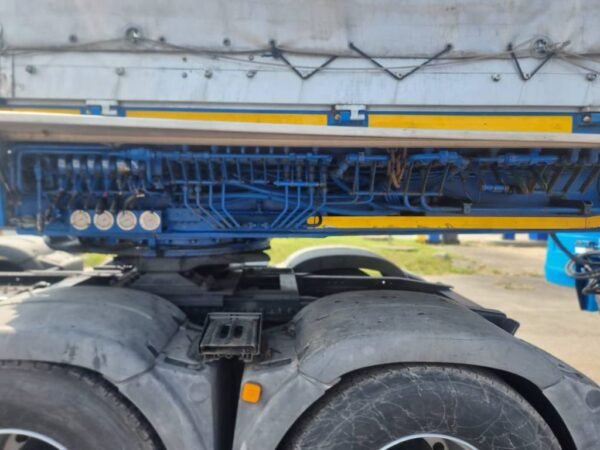 scheuerle-schwanenhalsf85fb89d.jpg 2008 Scheuerle Schwanenhals Semiskiploadertrailers — Machinery Depot Pro
