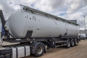 2010 Spitzer Silo EUROVRAC-SK 2460 60M³/5xCOMP Semi Tank Trailers â€” Machinery Depot Pro