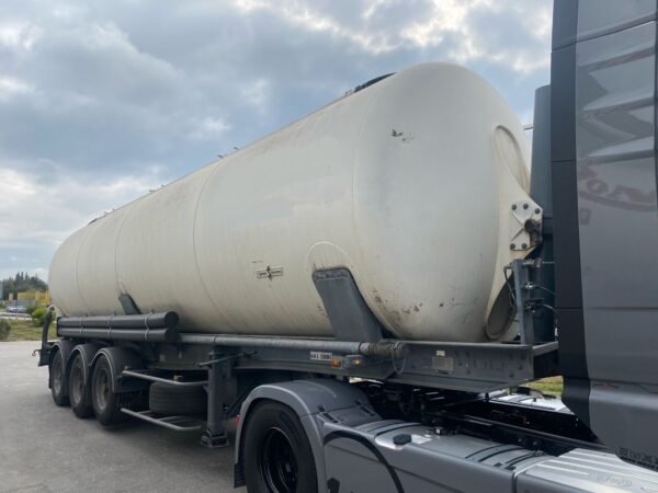 2003 Spitzer SK2452CAL Semi Tank Trailers â€” Machinery Depot Pro