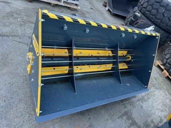2023 Stark HK 560 Sandspreaders â€” Machinery Depot Pro