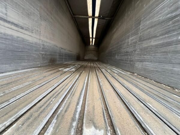 2015 Stas S300ZX Semiwalkingfloortrailers — Machinery Depot Pro