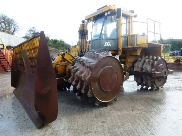 stavostroj-compactor-30000dff74c8.jpg 1998 Stavostroj COMPACTOR 3000 Drilling Rigs — Machinery Depot Pro
