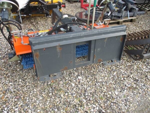 tuchel-eco-pro-520-150-cm63df2524.jpg 2022 Tuchel Eco Pro 520 150 cm. Skid Steer Loaders — Machinery Depot Pro