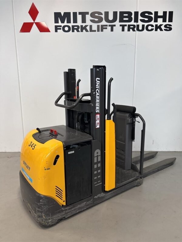 2020 UniCarriers EPL100 Low Order Pickers â€” Machinery Depot Pro