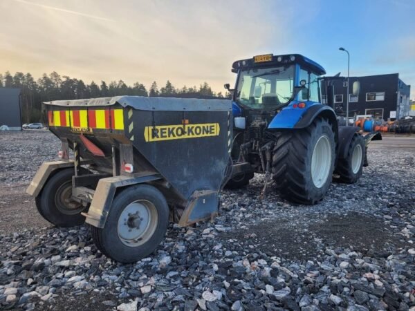2014 Valtra N 123 Tractors — Machinery Depot Pro