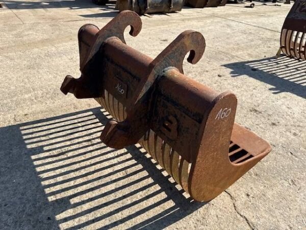 verachtert-cw-30-40-1350-mm5c5fc3e9.jpg Verachtert CW 30/40 - 1350 mm Screeningbuckets — Machinery Depot Pro