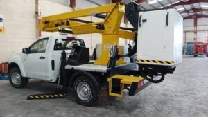 2016 VERSALIFT LAT 135 Truck Platforms — Machinery Depot Pro
