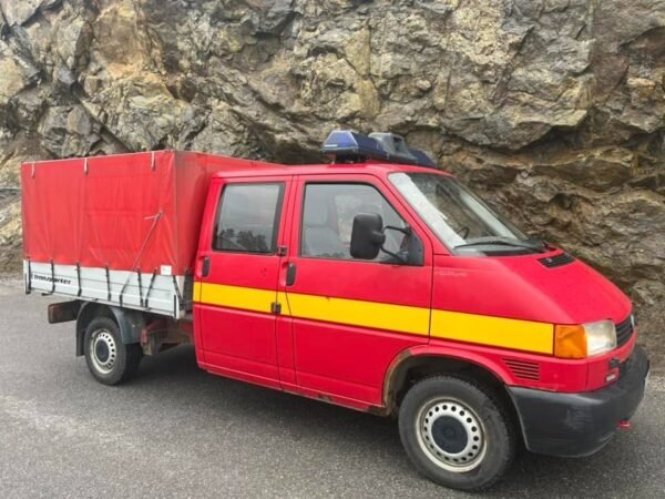 volkswagen-transporter-2-5-tdi09d0269d.jpg 2001 Volkswagen Transporter 2 5 TDI Firetrucks — Machinery Depot Pro