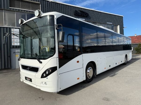 2015 Volvo 8900 Intercitybusses — Machinery Depot Pro