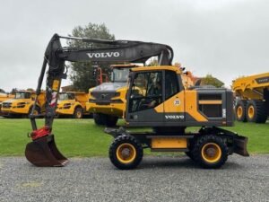 2015 Volvo EW 160 E Excavators — Machinery Depot Pro